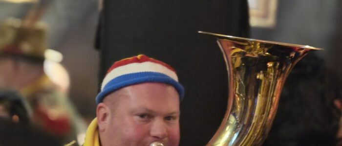 8c350e4e-c219-4775-80e8-2898f5b25946