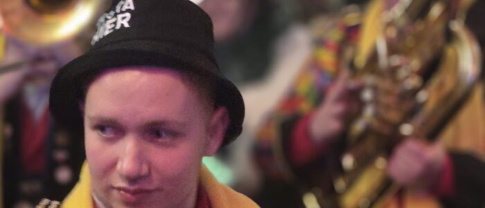 9b01a367-259e-4689-8359-15d851e5cd37